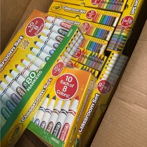 Crayola Classroom Set MARKERS!!!  80 ct.